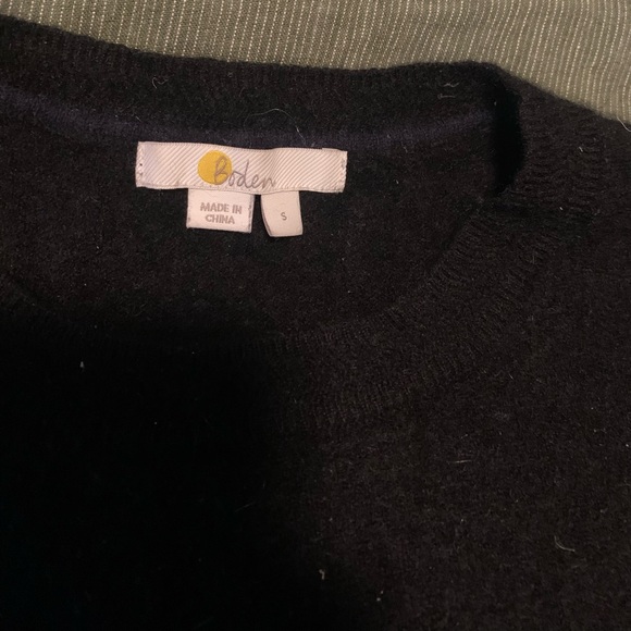 Boden Washable Cashmere Crewneck - Picture 2 of 2